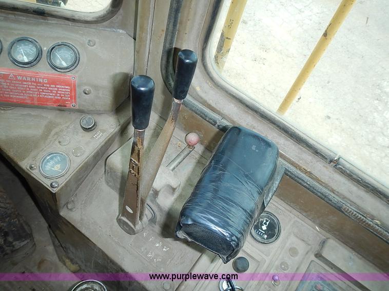 image for item I3529 1985 Caterpillar 950B wheel loader