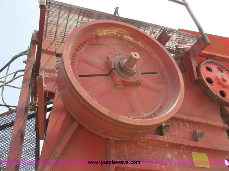 image for item I3854 Lippmann 30-36 Rock Ram jaw crusher