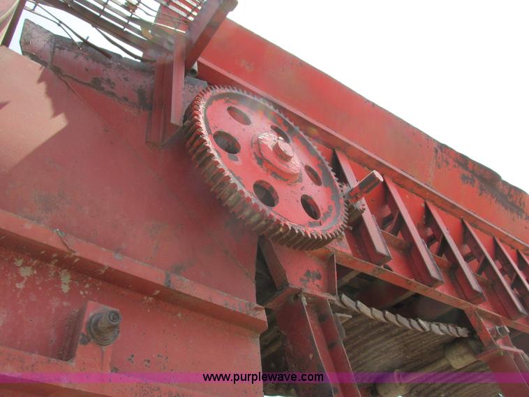 image for item I3854 Lippmann 30-36 Rock Ram jaw crusher