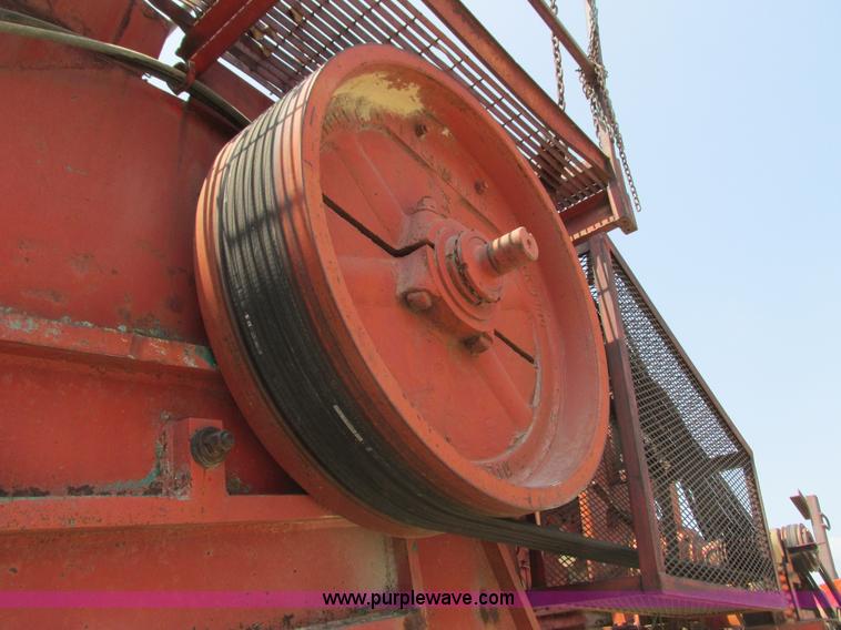 image for item I3854 Lippmann 30-36 Rock Ram jaw crusher