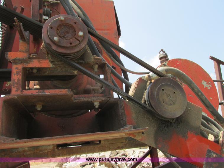 image for item I3854 Lippmann 30-36 Rock Ram jaw crusher