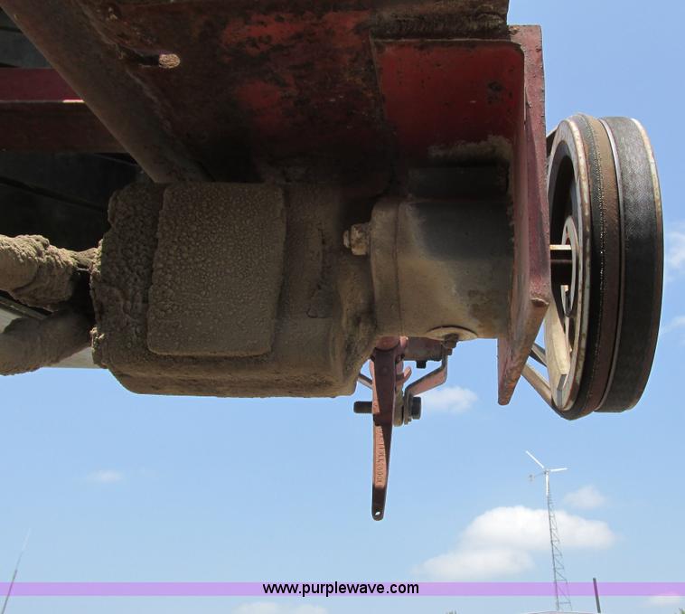 image for item I3854 Lippmann 30-36 Rock Ram jaw crusher