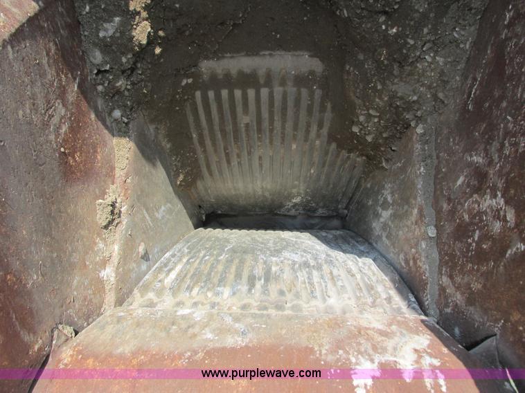 image for item I3854 Lippmann 30-36 Rock Ram jaw crusher