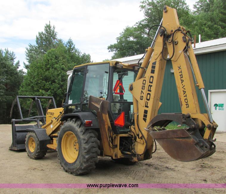 image for item I3872 Ford 675D backhoe