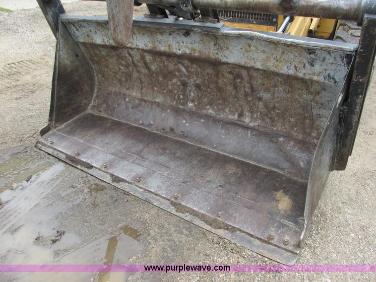 image for item I3872 Ford 675D backhoe