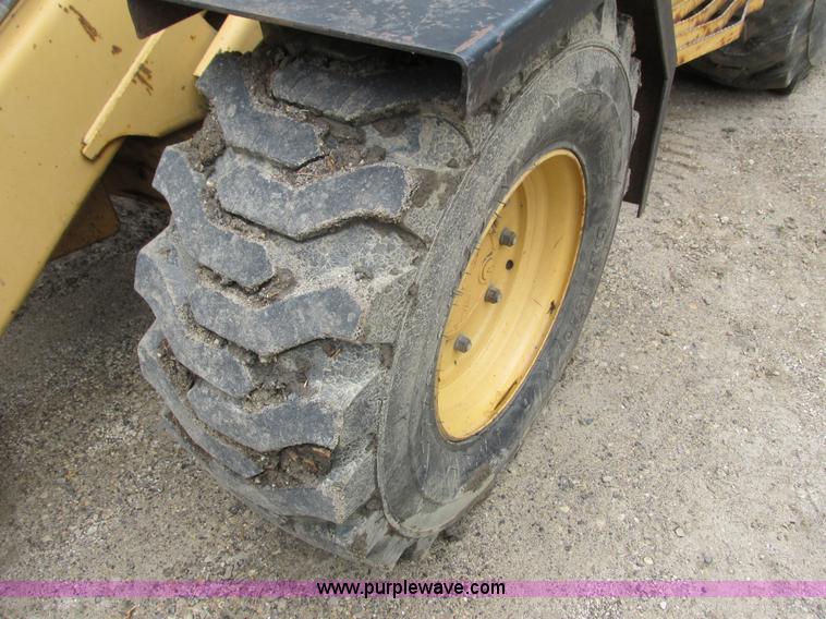 image for item I3872 Ford 675D backhoe