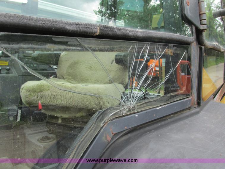 image for item I3872 Ford 675D backhoe