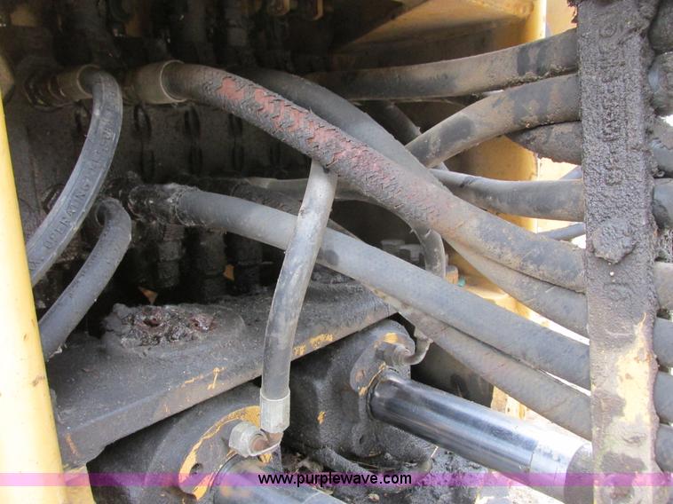 image for item I3872 Ford 675D backhoe