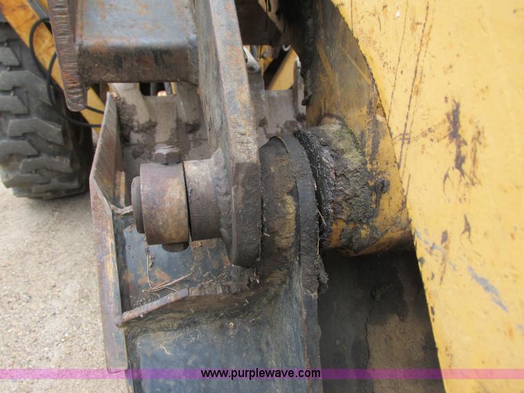 image for item I3872 Ford 675D backhoe