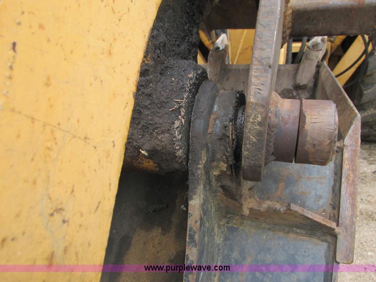 image for item I3872 Ford 675D backhoe