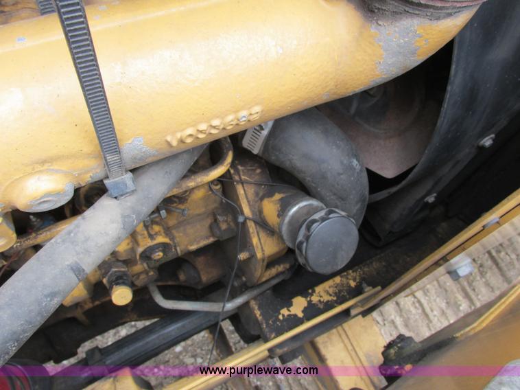 image for item I3872 Ford 675D backhoe