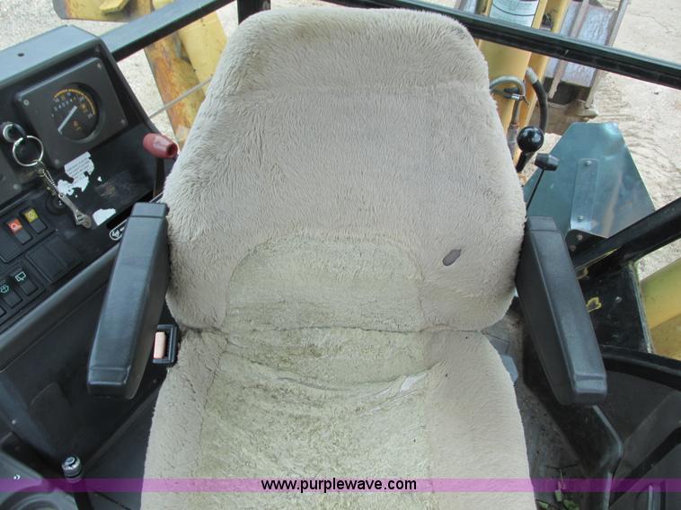 image for item I3872 Ford 675D backhoe