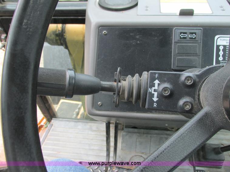 image for item I3872 Ford 675D backhoe