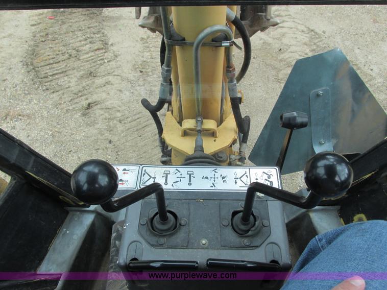 image for item I3872 Ford 675D backhoe