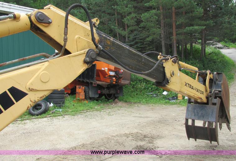 image for item I3872 Ford 675D backhoe