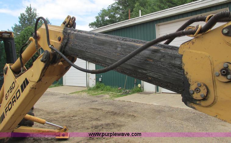 image for item I3872 Ford 675D backhoe