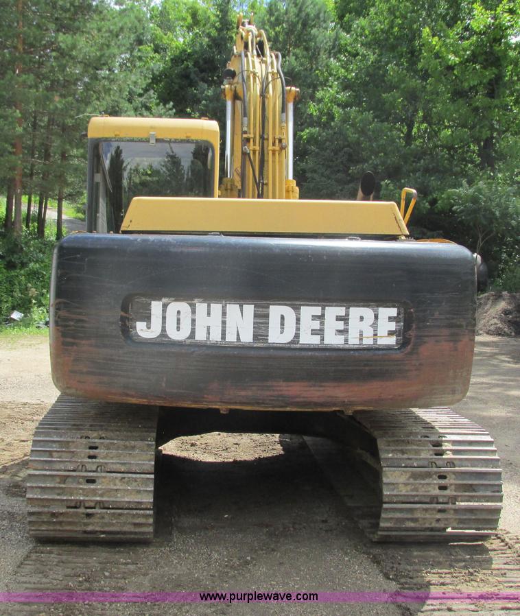image for item I3874 1994 John Deere 490E excavator