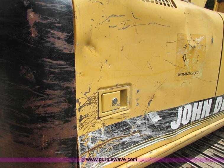 image for item I3874 1994 John Deere 490E excavator