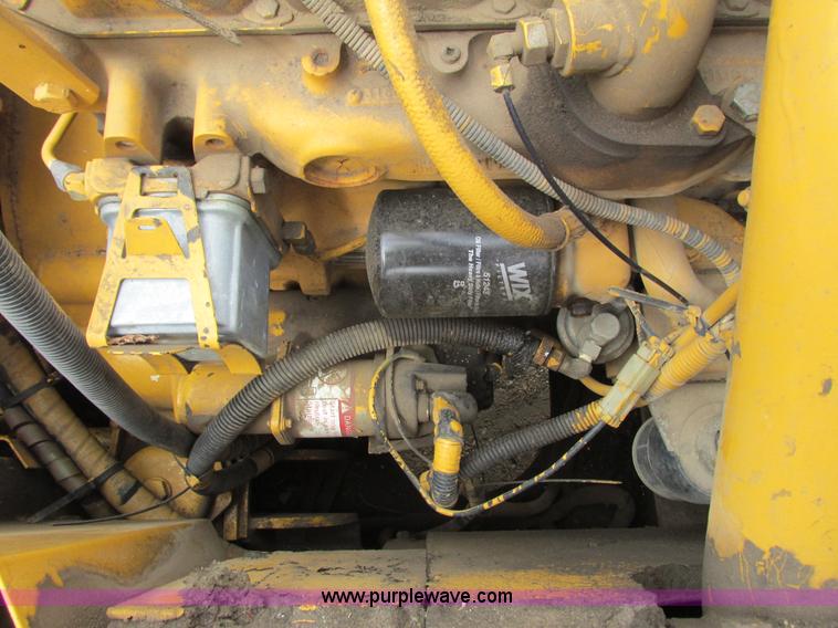 image for item I3874 1994 John Deere 490E excavator