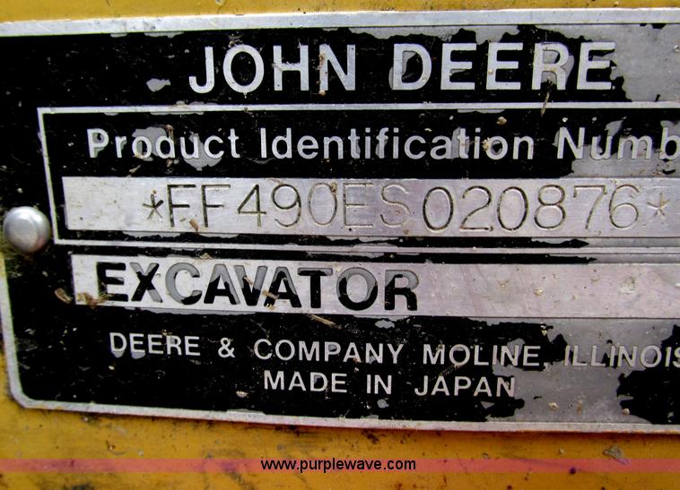 image for item I3874 1994 John Deere 490E excavator