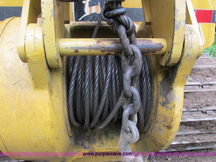 image for item I3875 2000 John Deere 450H LGP dozer