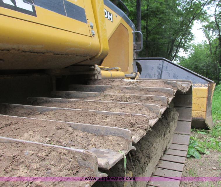 image for item I3875 2000 John Deere 450H LGP dozer