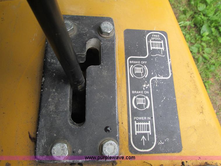 image for item I3875 2000 John Deere 450H LGP dozer