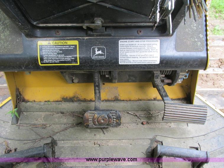 image for item I3875 2000 John Deere 450H LGP dozer