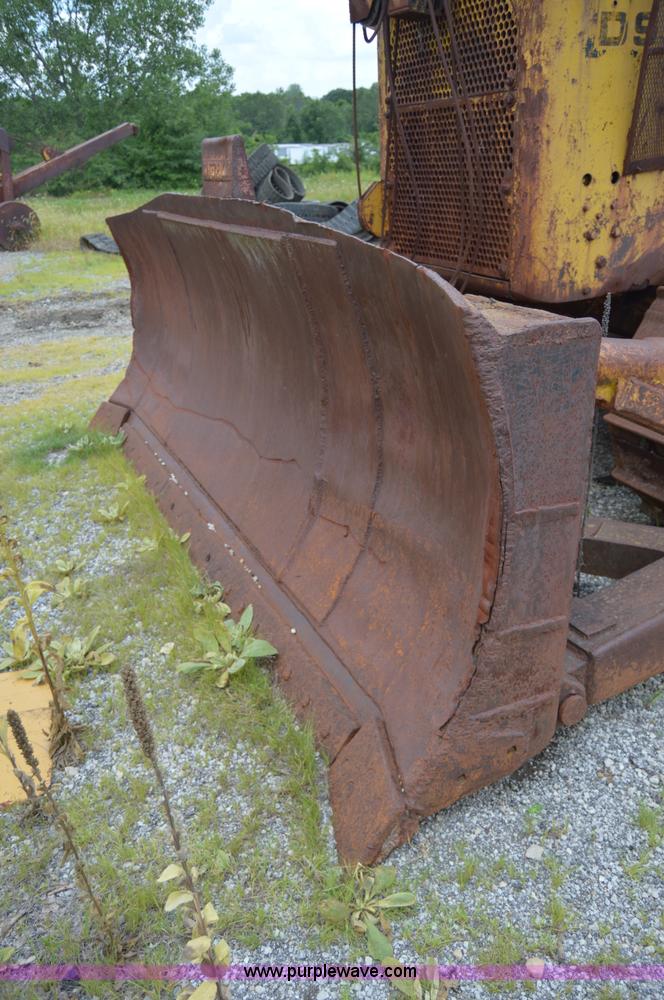 image for item I6488 1956 Caterpillar D9D dozer