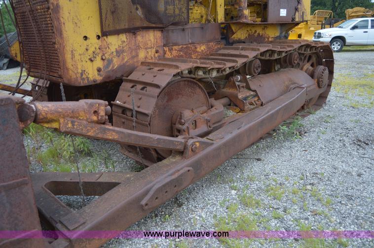 image for item I6488 1956 Caterpillar D9D dozer