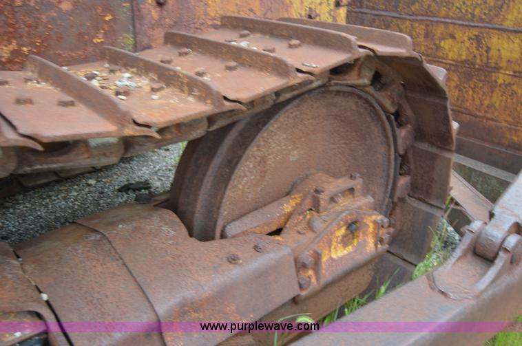 image for item I6488 1956 Caterpillar D9D dozer