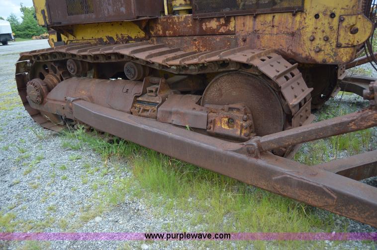image for item I6488 1956 Caterpillar D9D dozer