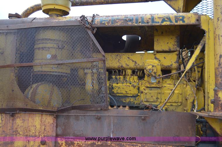 image for item I6488 1956 Caterpillar D9D dozer