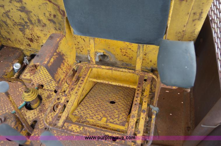 image for item I6488 1956 Caterpillar D9D dozer