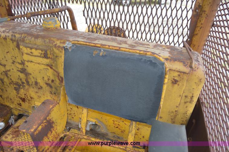 image for item I6488 1956 Caterpillar D9D dozer