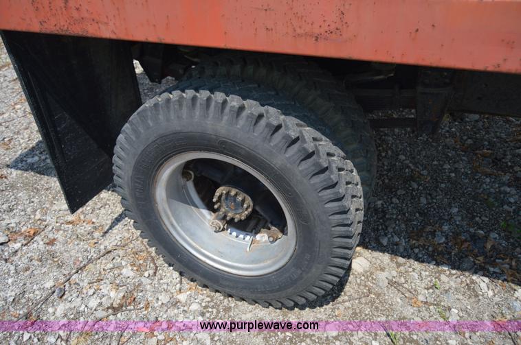 image for item I6489 1971 Chevrolet C60 dump truck