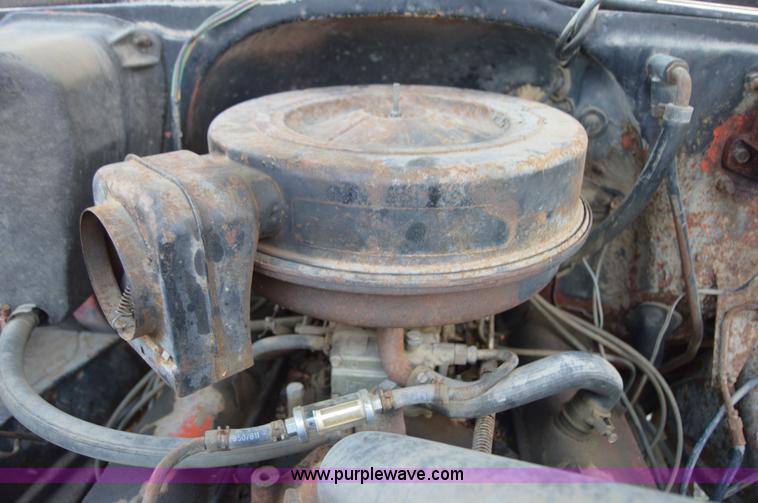 image for item I6489 1971 Chevrolet C60 dump truck