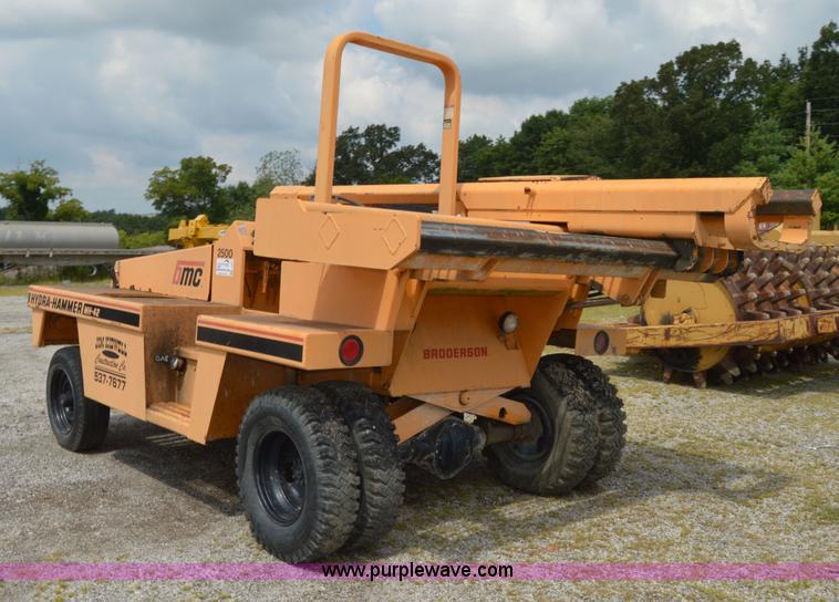 image for item I6492 BMC MH-42 hydra-hammer pavement breaker