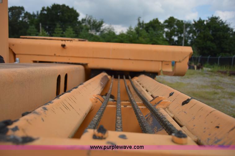 image for item I6492 BMC MH-42 hydra-hammer pavement breaker