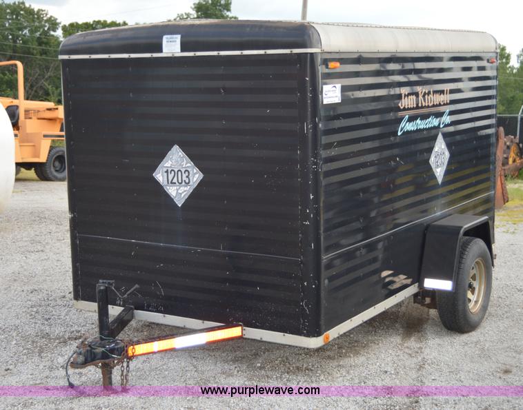 image for item I6496 1983 Well enclosed trailer