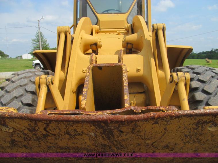 image for item I8985 1967 Caterpillar 950 articulated wheel loader