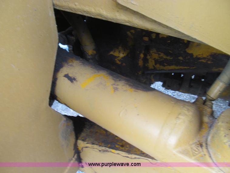 image for item I8985 1967 Caterpillar 950 articulated wheel loader