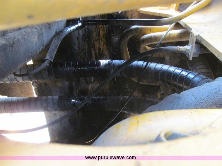 image for item I8985 1967 Caterpillar 950 articulated wheel loader