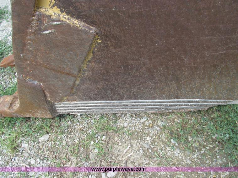 image for item I8985 1967 Caterpillar 950 articulated wheel loader