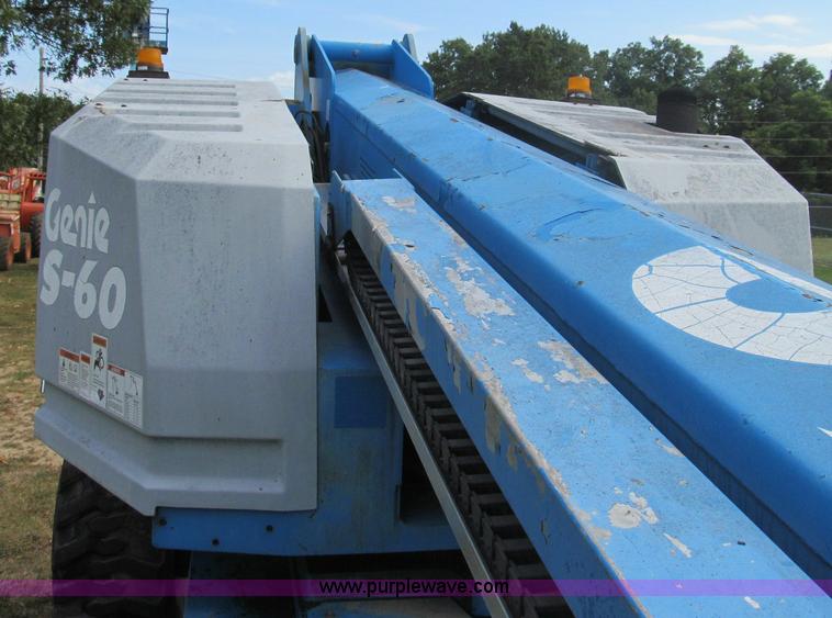 image for item I8993 1994 Genie S-60 boom lift