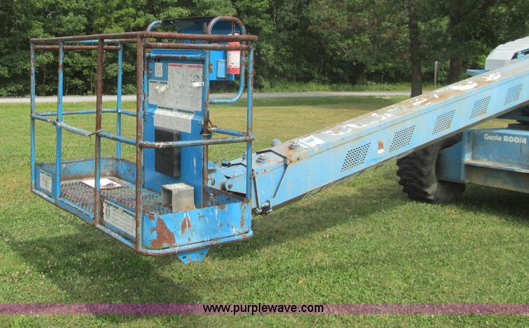 image for item I8994 1992 Genie S-60 boom lift