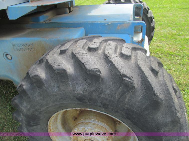 image for item I8994 1992 Genie S-60 boom lift