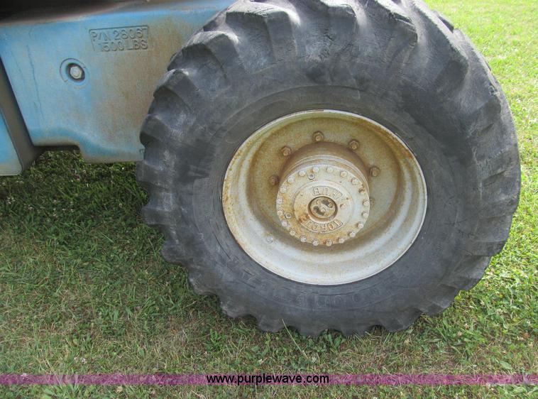 image for item I8994 1992 Genie S-60 boom lift