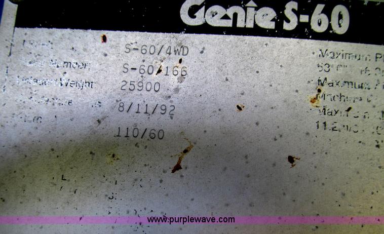 image for item I8994 1992 Genie S-60 boom lift