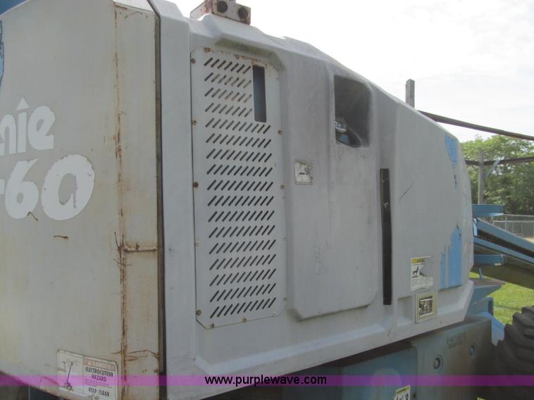 image for item I8994 1992 Genie S-60 boom lift